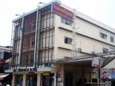 Sri Chumphon Hotel Eksteriør bilde